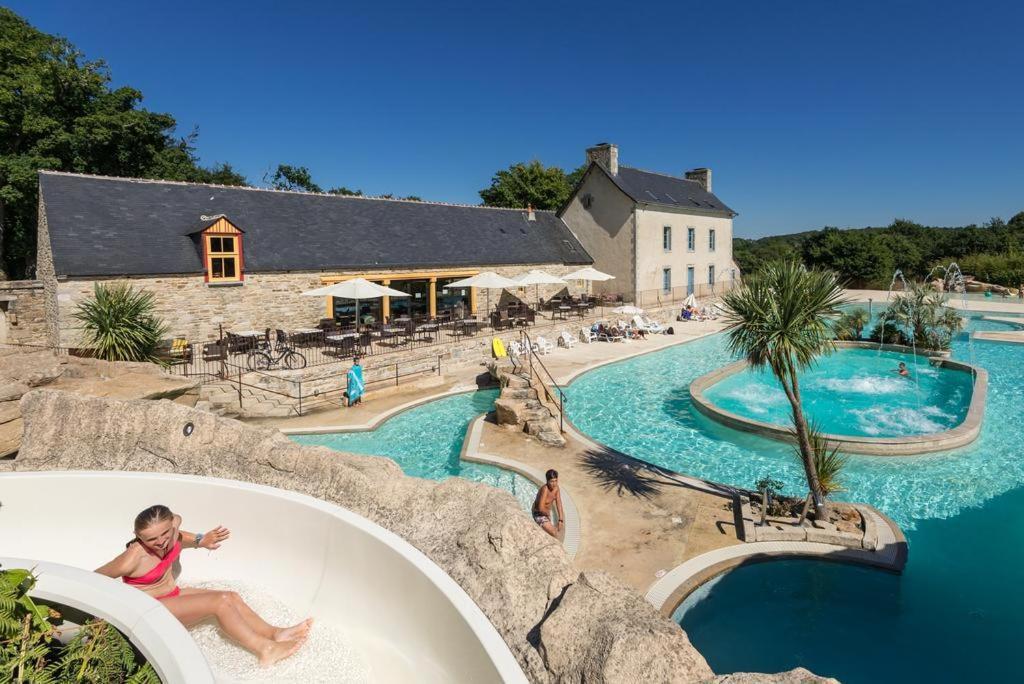 Mobilhome Tout Confort M9 Domaine De Lanniron Quimper Exterior foto
